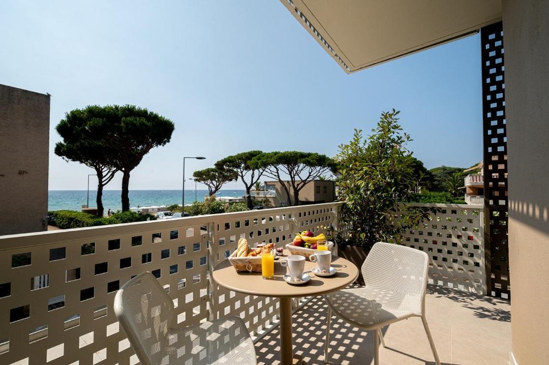 Hotel La Menado Cavalaire-sur-Mer Exteriér fotografie